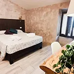 Hotel Tenesi
