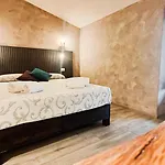 Tenesi 2*