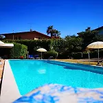 Tenesi Hotel