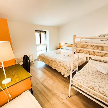 Tenesi Manerba del Garda