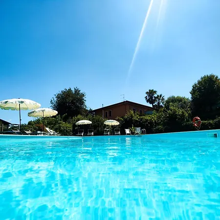 Hotel Tenesi