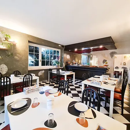 Hotel Tenesi
