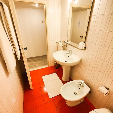Hotel Tenesi