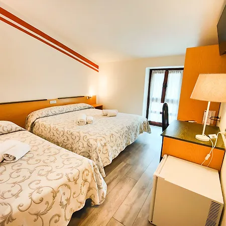 Hotel Tenesi