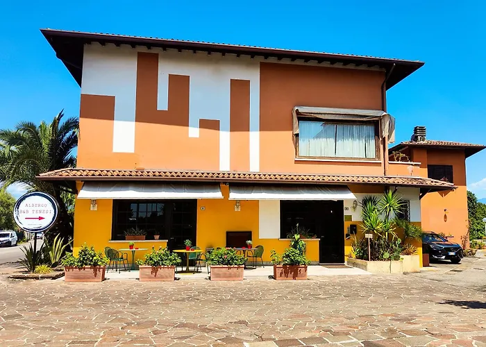Tenesi Hotel
