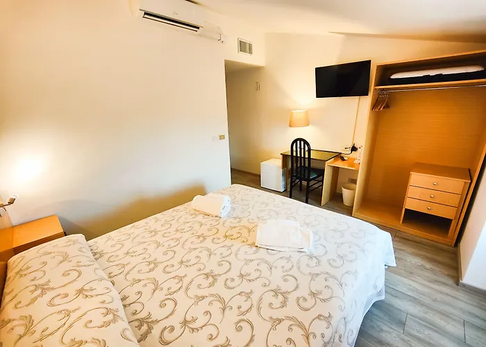 Tenesi 2* Manerba del Garda